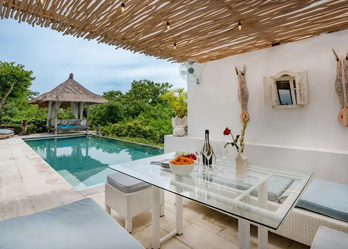 Nusa Villa